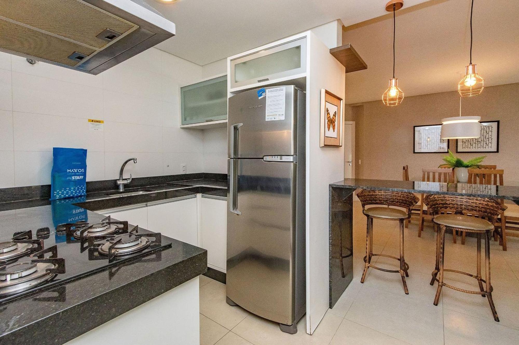 Boulevard 224D - Excelente Apartamento Em Condominio De Luxo No Centro De Bombinhas - Piscina - Jacuzzi - Academia - Portaria 24H. Extérieur photo